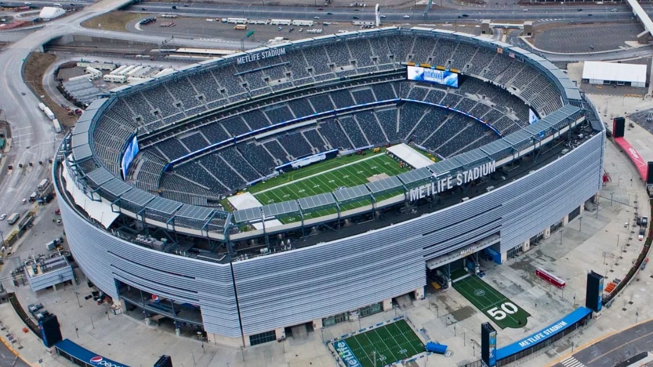 10 Biggest NFL Stadiums in 2023 10 Biggest NFL Stadiums in 2023
