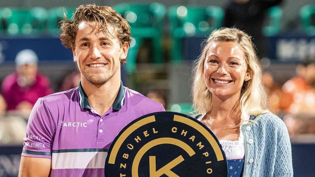 Casper Ruud Net Worth in 2026: Career Earnings, Girlfriend Casper Ruud with his girlfriend Maria Galligani