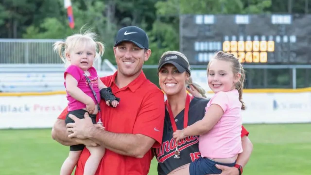 Danielle Lawrie's husband is named Drew Locke