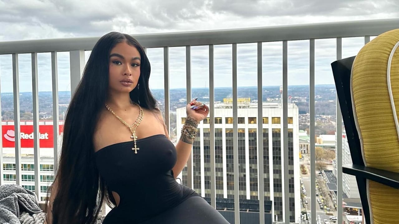 Devin Haney girlfriend is India Love