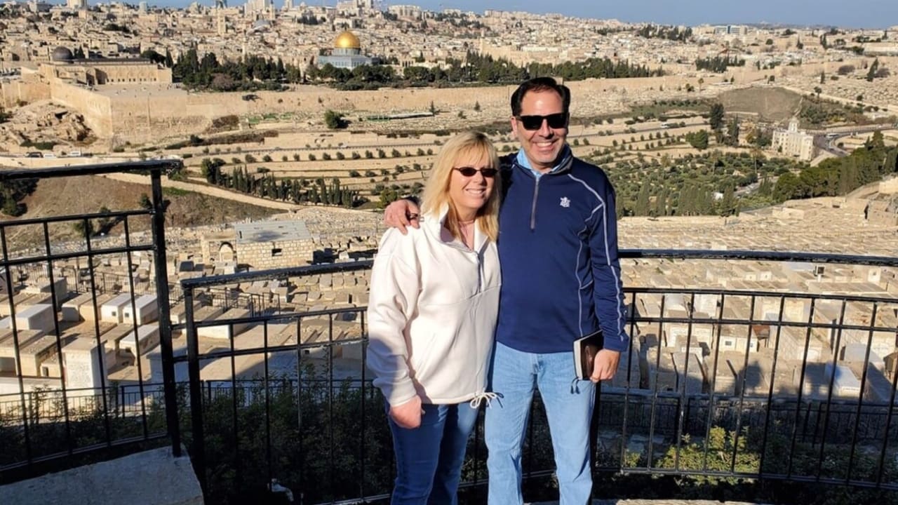 Dot Richardson is married to Bob Pinto