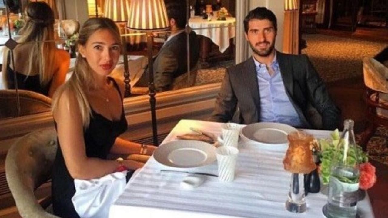 Karim Ansarifard Net Worth in 2026: Salary, Endorsement, Stats, Wife Iranian Football Star to Marry Wealthy Greek American Businesswoman - kodoom.com - Kodoom