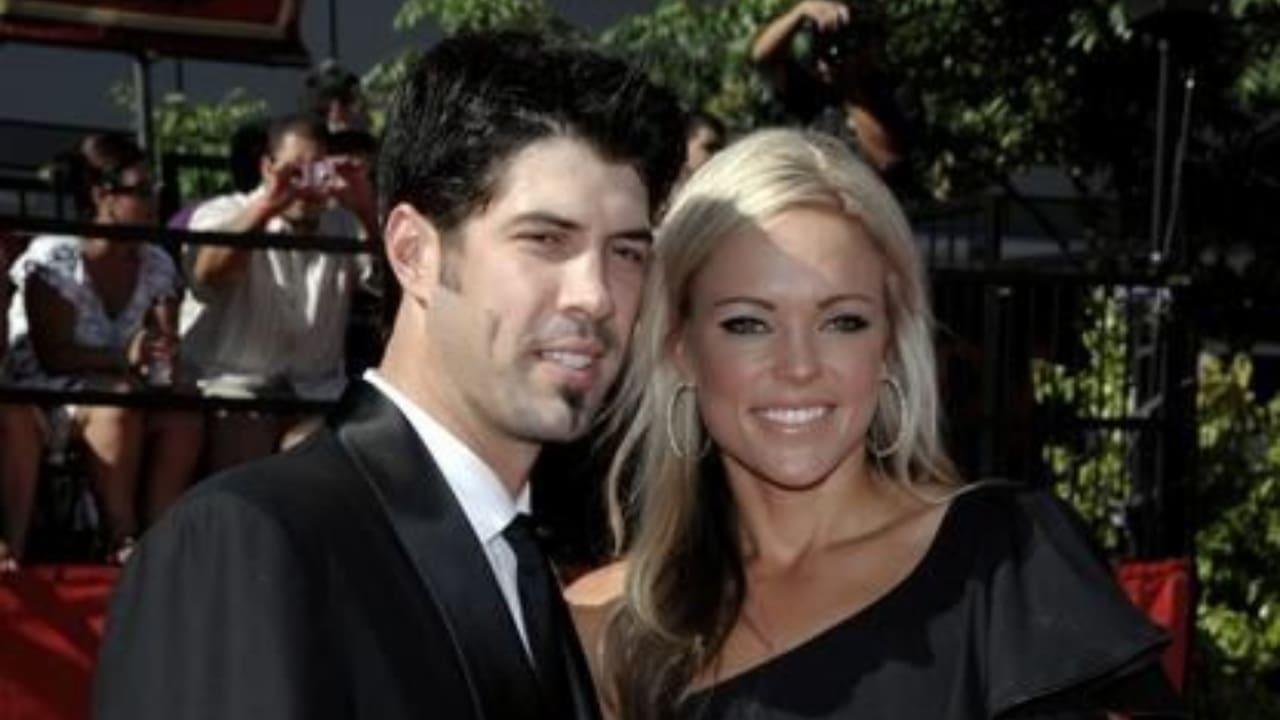 Jennie Finch husband is Casey Daigle
