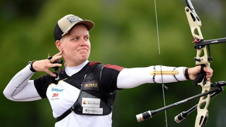 Michelle Kroppen Net Worth Details