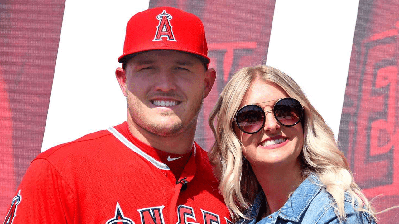 Mike Trout with his wife Jessica Cox