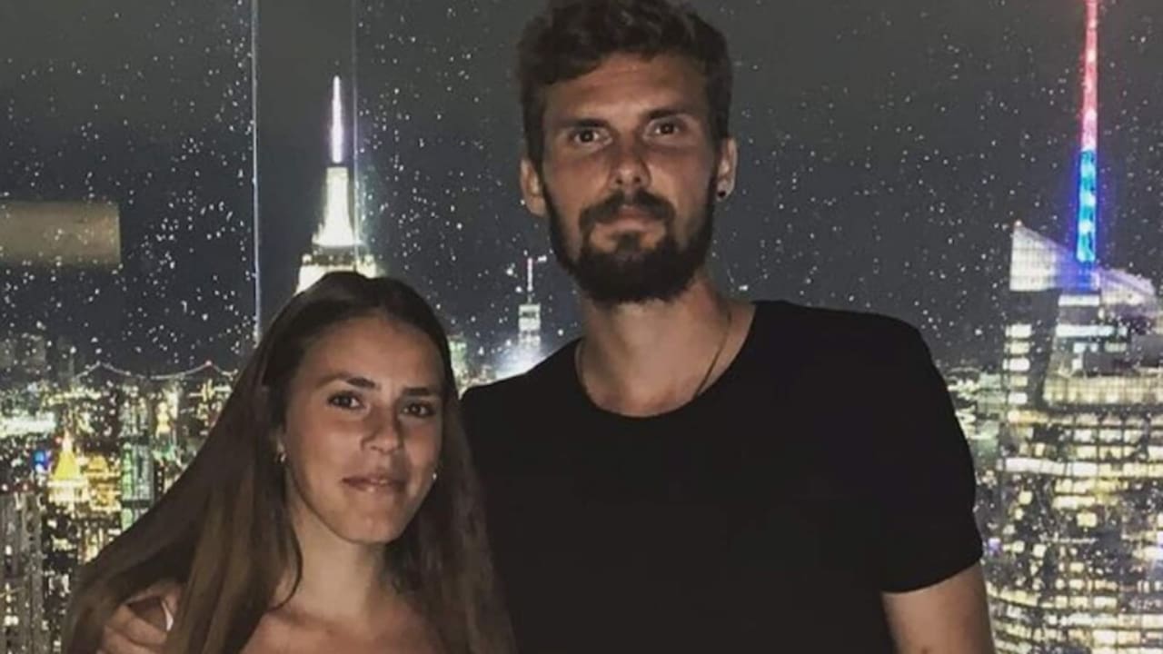 Oscar Otte is currently in a relationship with Emma Piia