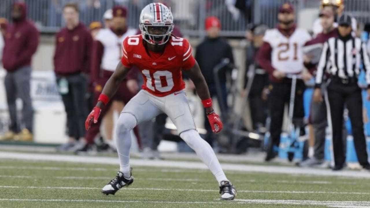 What Footballs Do Colleges Use What Footballs Do Colleges Use