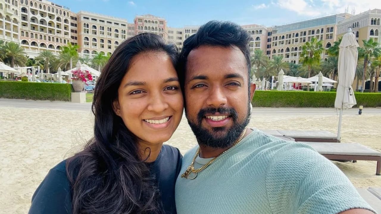 Charith Asalanka wife is Kavindika