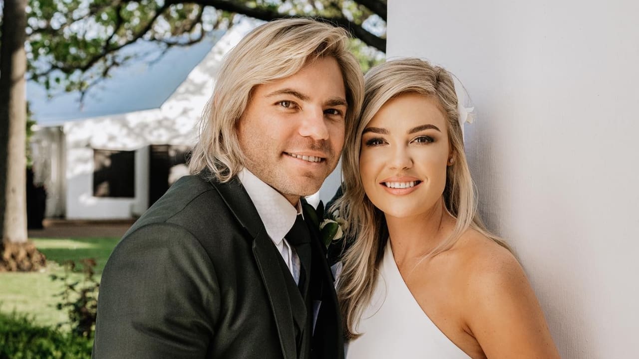 Faf de Klerk with wife Mine