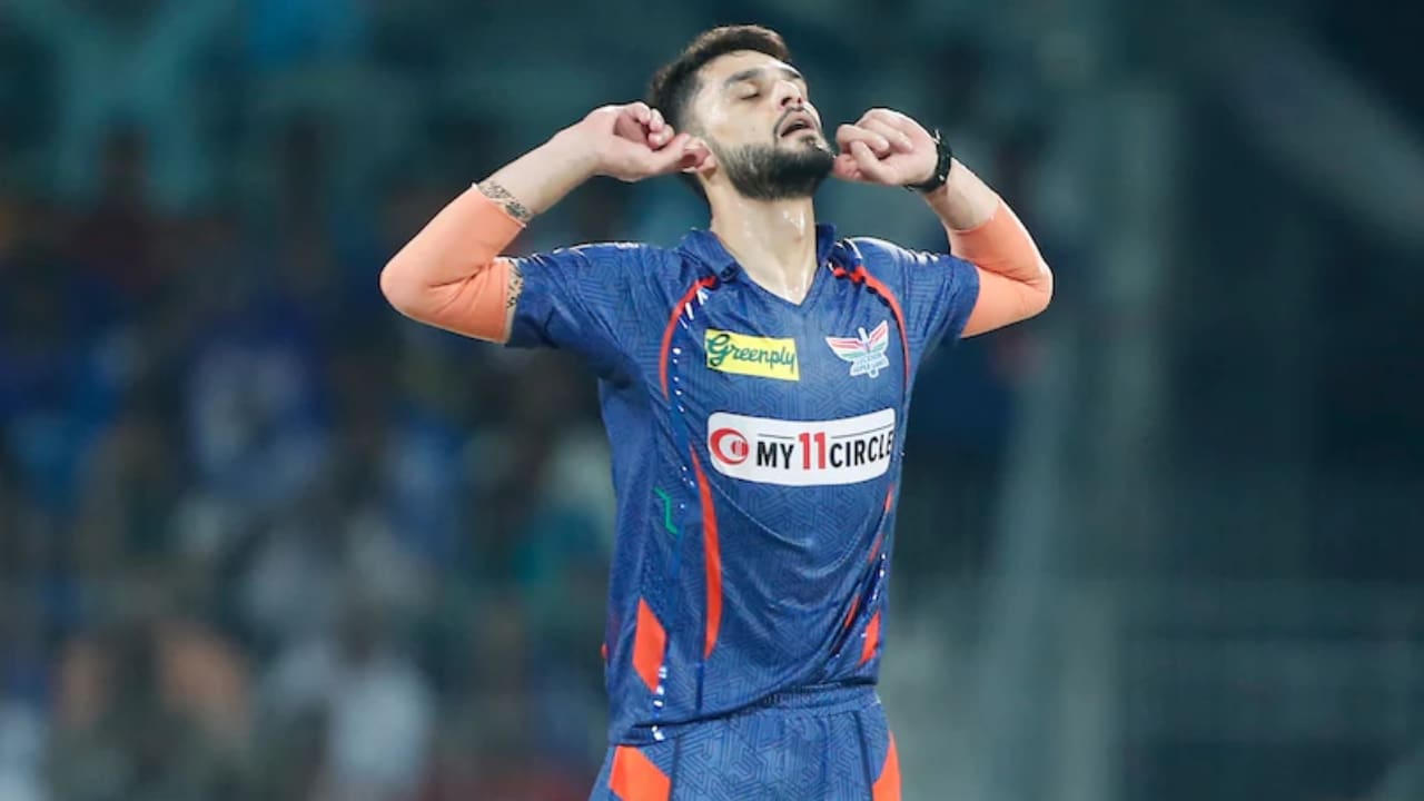 Naveen-ul-Haq's Biography