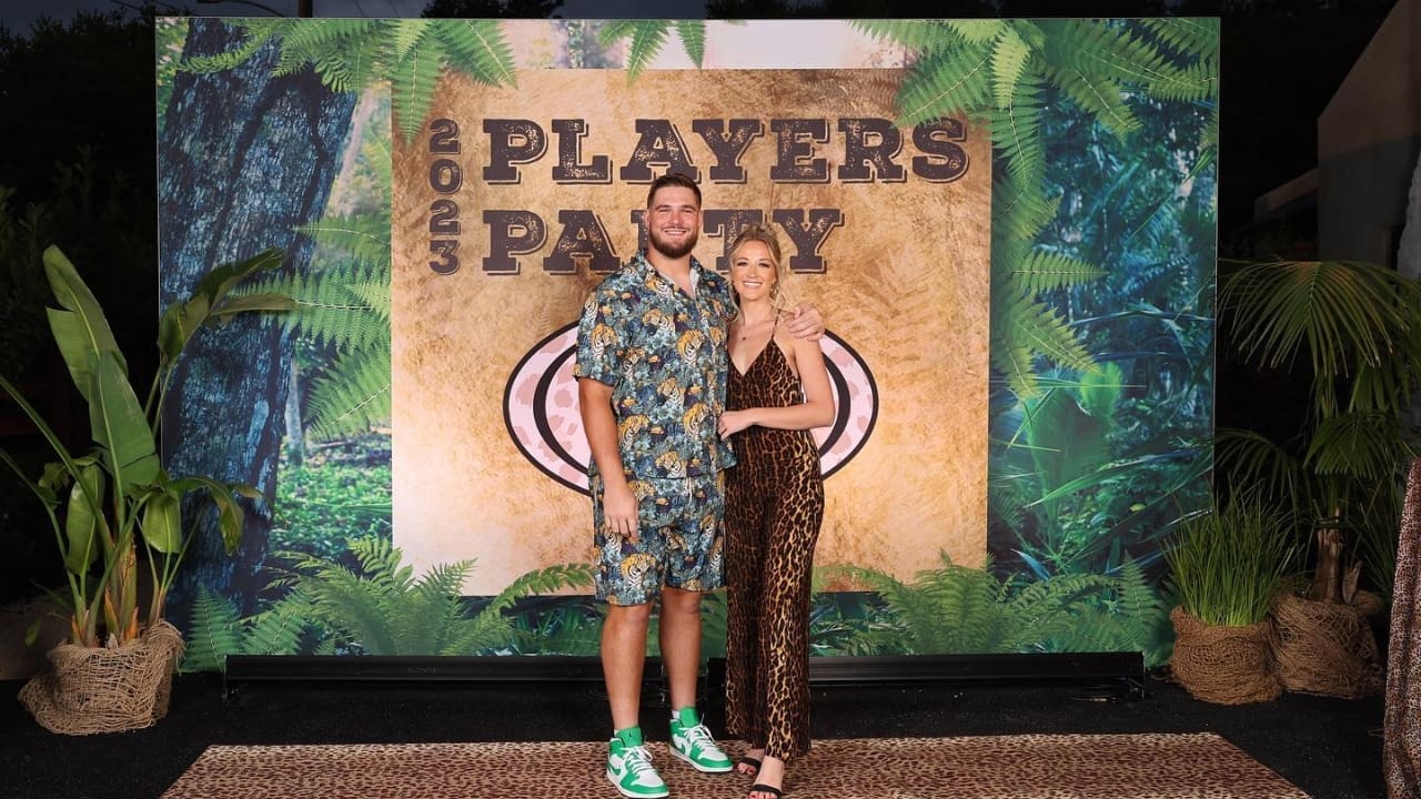 Colton McKivitz girlfriend Abby Jay