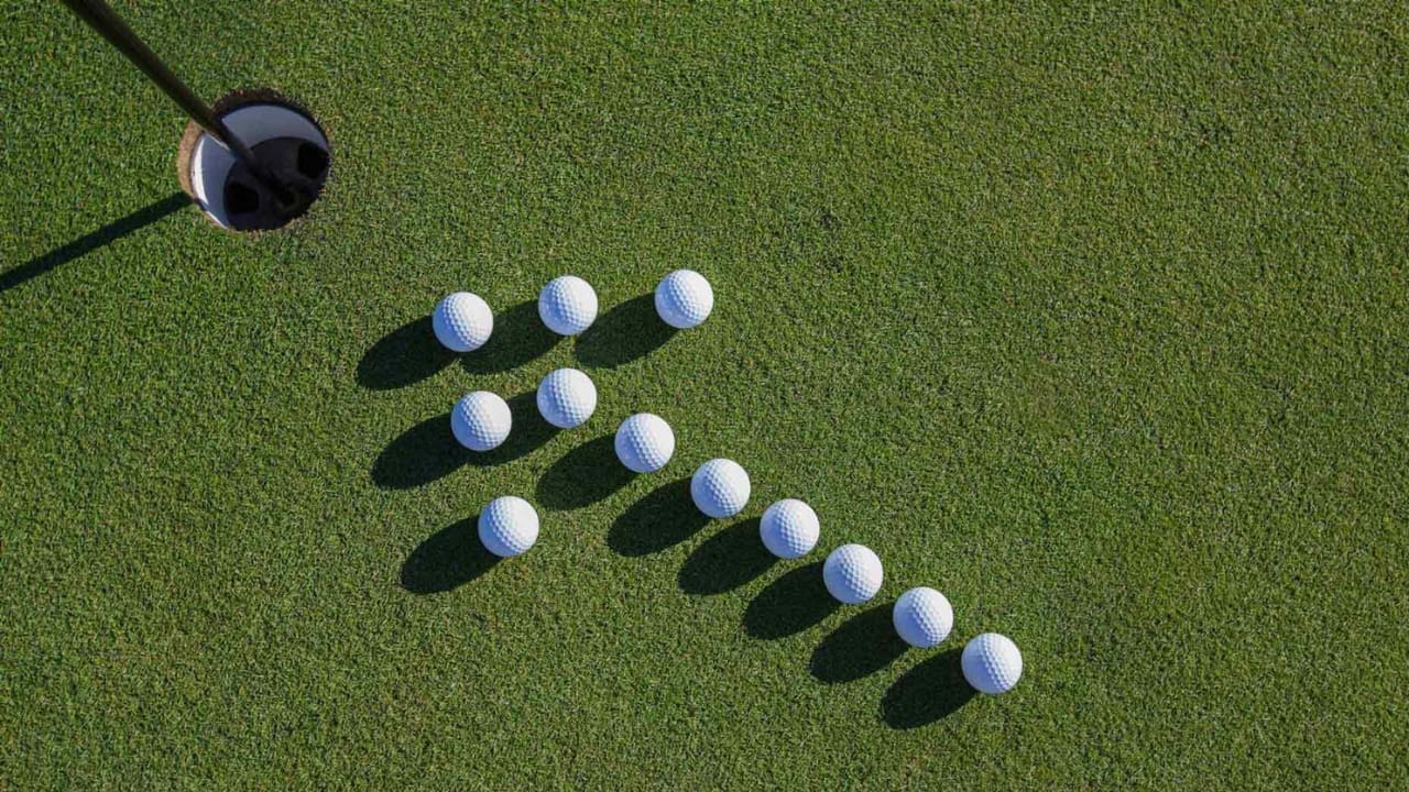 Golf Balls for Beginners (1) Golf Balls for Beginners (1)