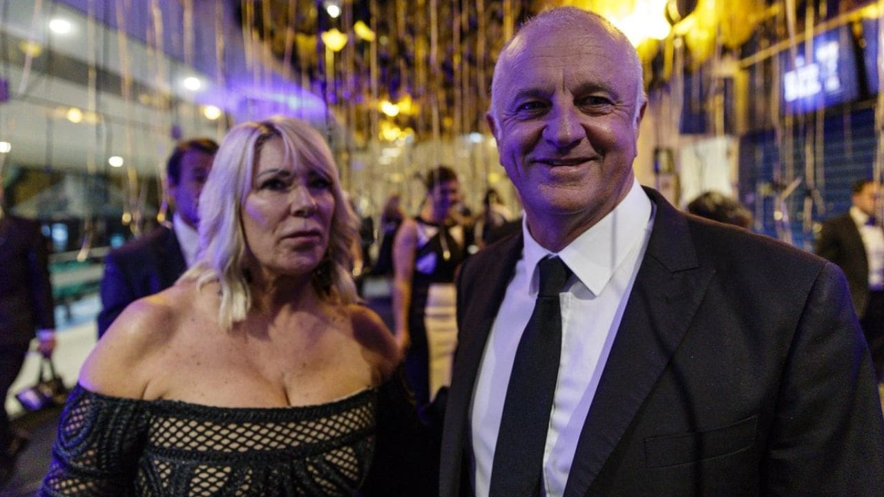Graham Arnold with his wife Sarah Arnold