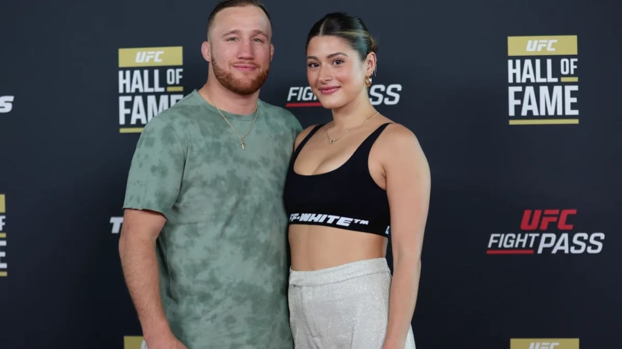 Justin Gaethje with his girlfriend Sophia Romano