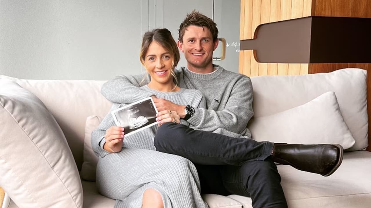 Matt Crouch wife is Ellie Symons