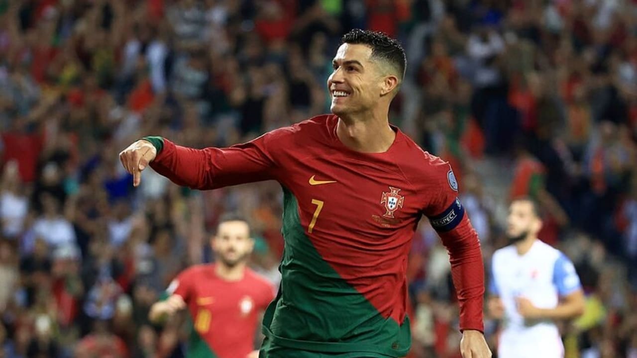 Cristiano Ronaldo Biography