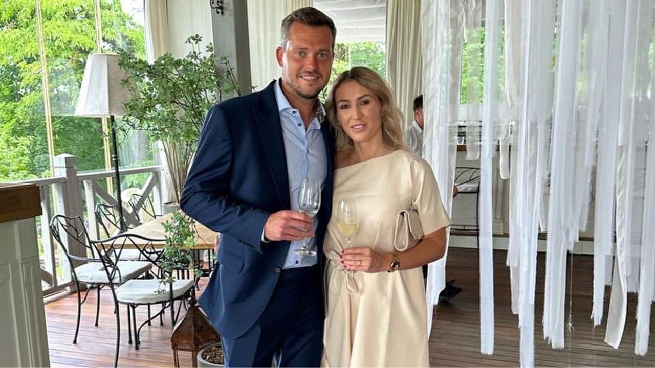 Adam Pavlasek's wife Martina Kolblova