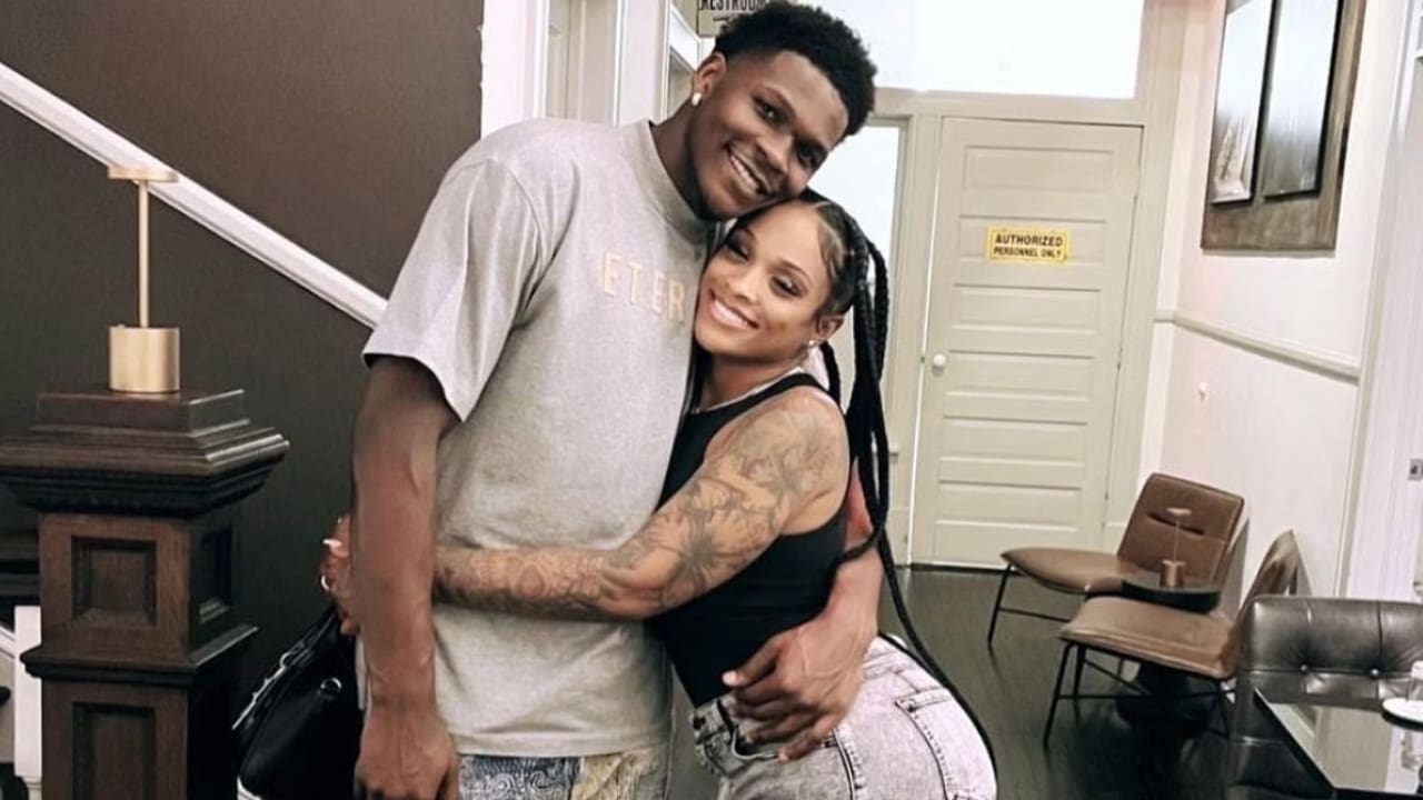 Anthony Edwards with his girlfriend Jeanine Robel