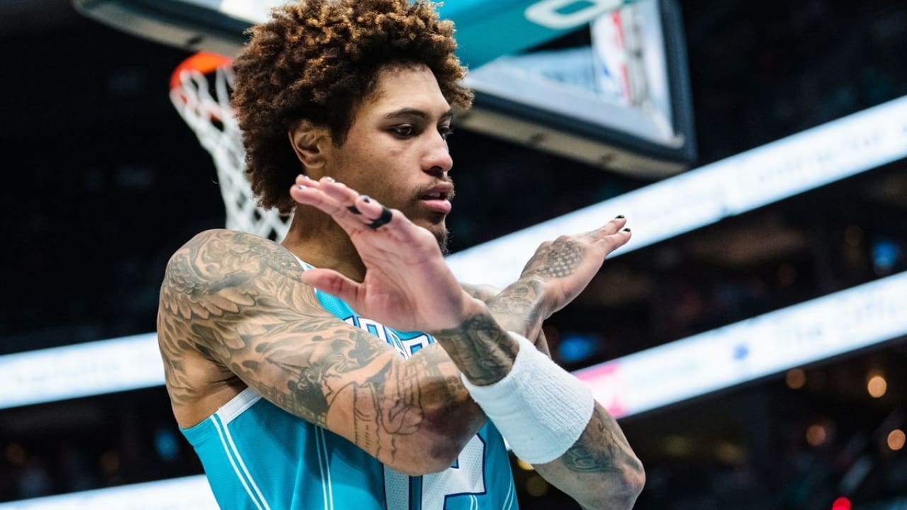 Kelly Oubre Jr. Biography