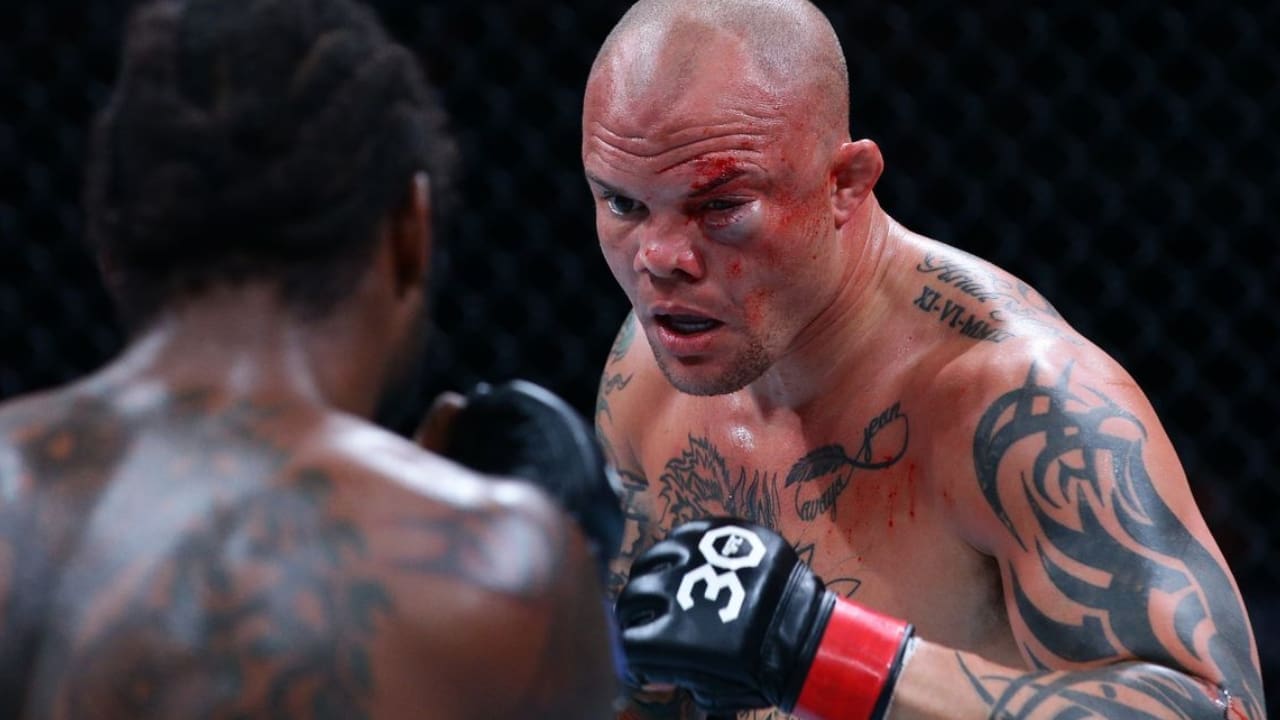 Anthony Smith Biography