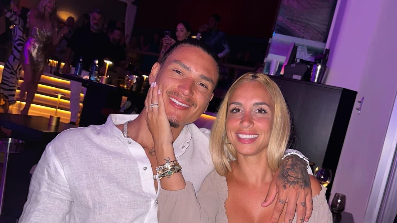 Darwin Nunez girlfriend Lorena Manas