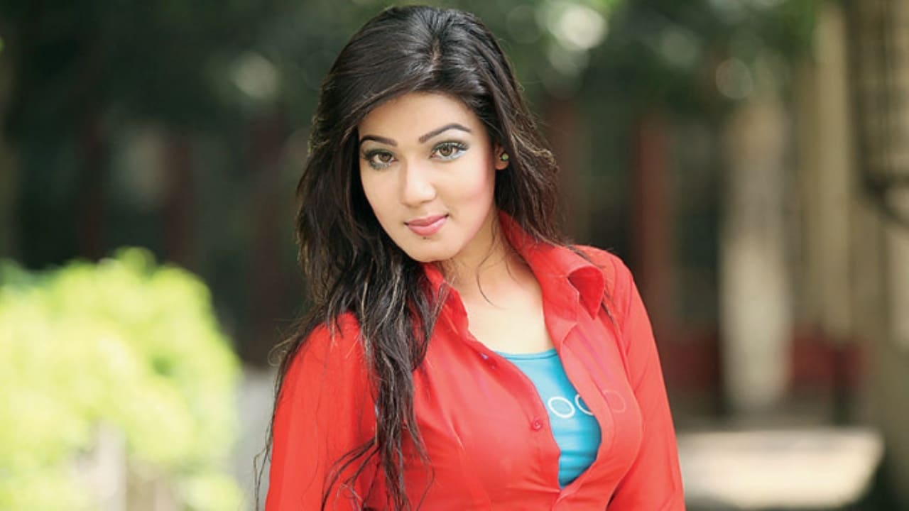 Mahiya Mahi Net Worth Details Mahiya Mahi Net Worth Details