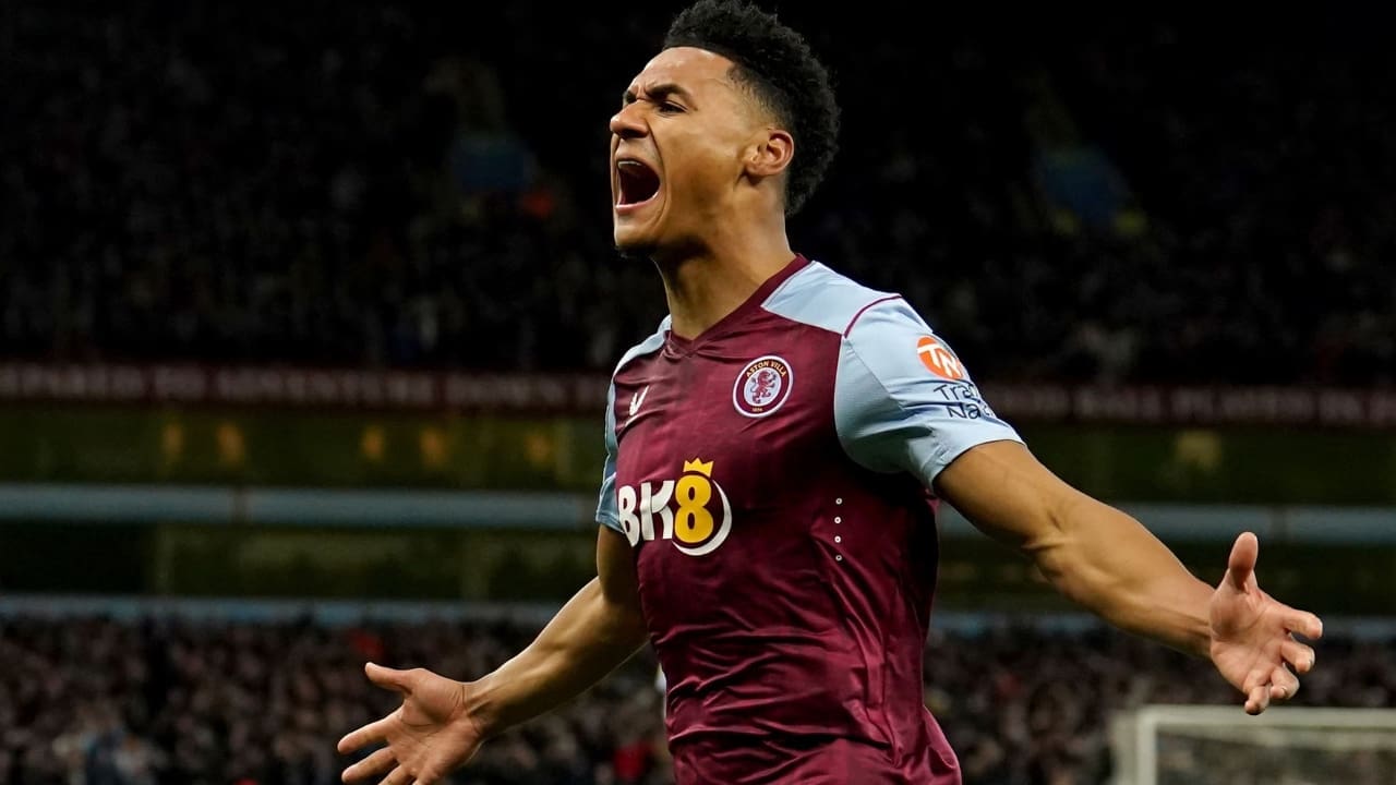 Ollie Watkins Biography