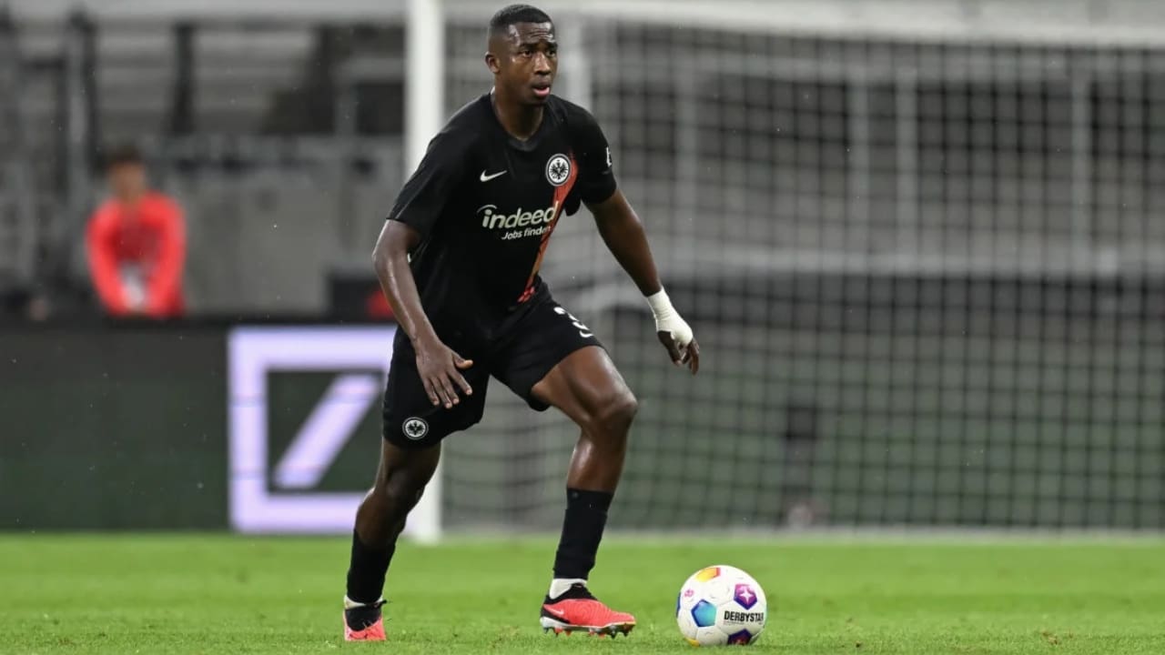 William Pacho Biography