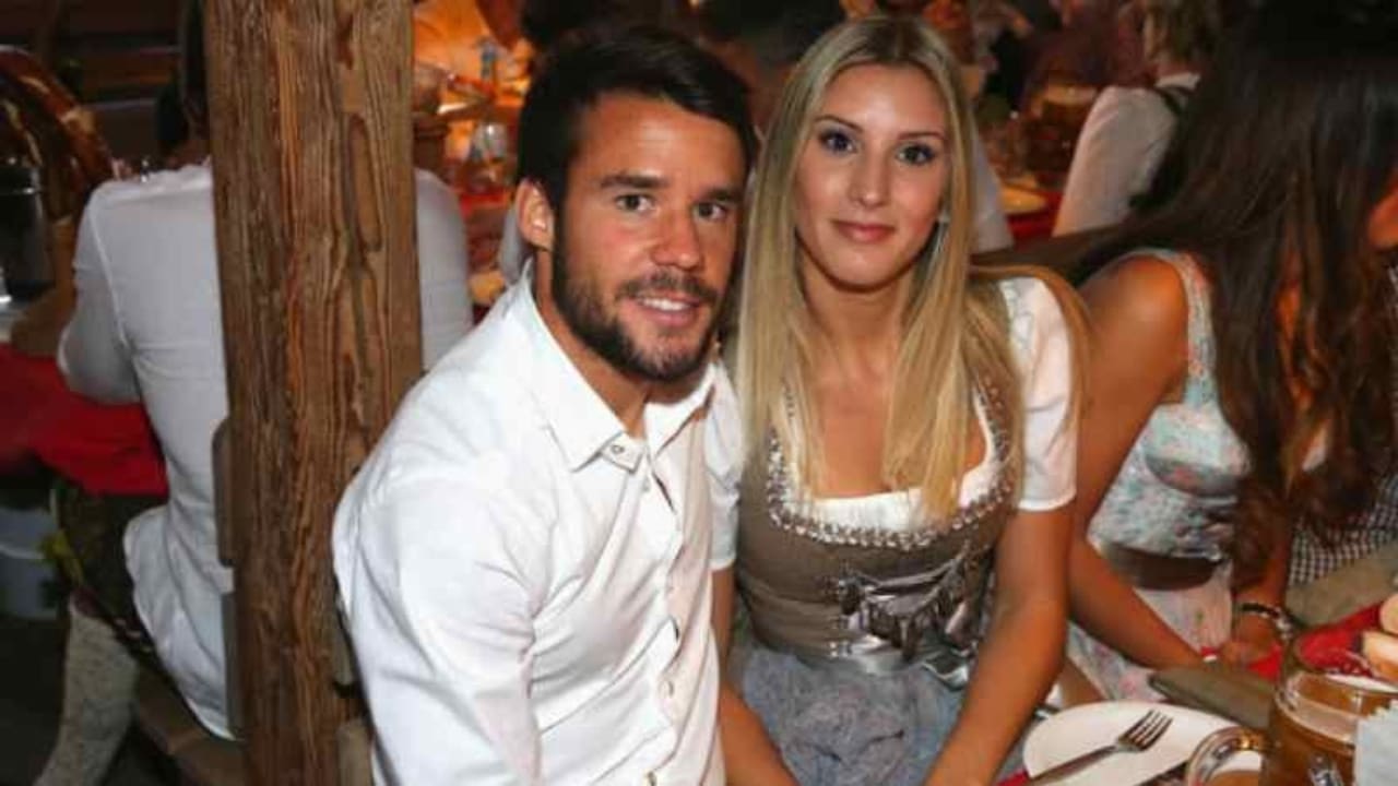 juan bernat girlfriend Ines