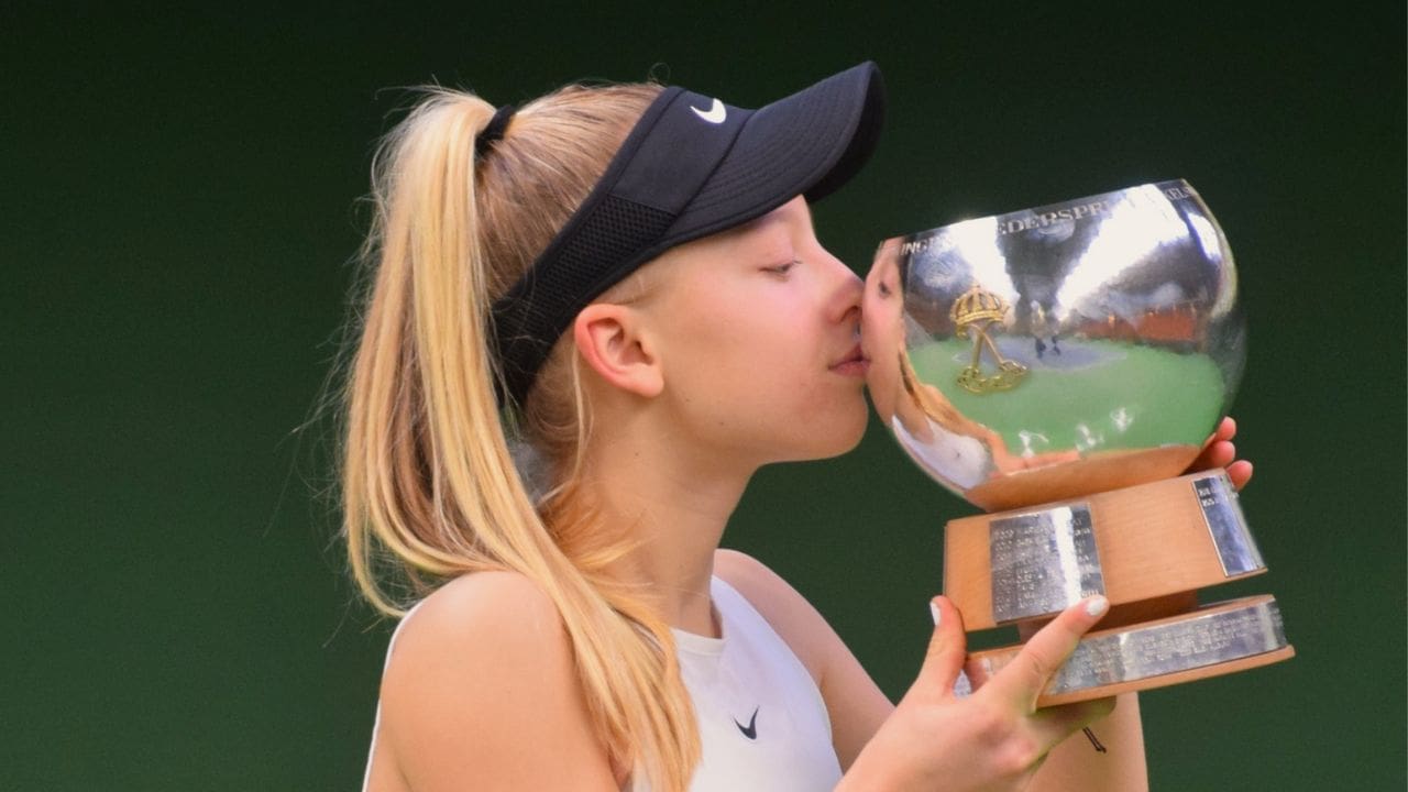 Brenda Fruhvirtova Net Worth Details Brenda Fruhvirtova Net Worth Details