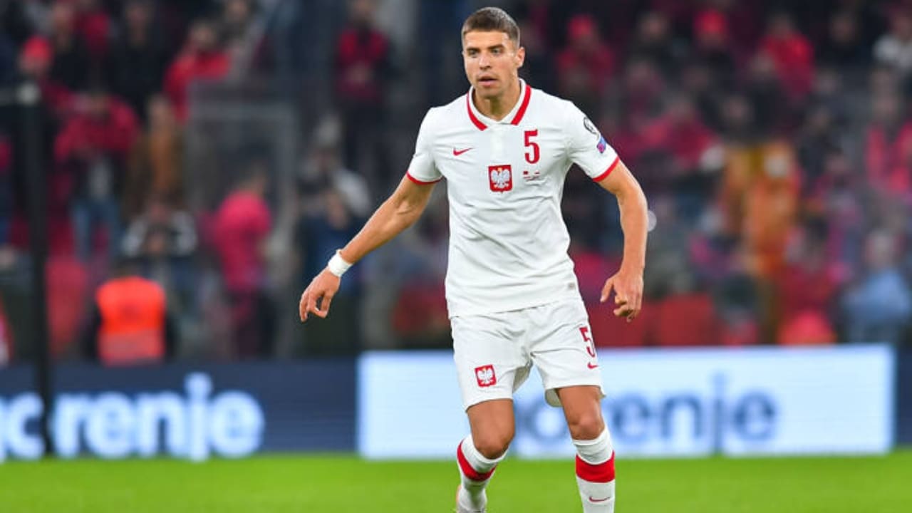 Jan Bednarek Net Worth in 2026: Contract, Salary, Career Earnings Jan Bednarek Biography