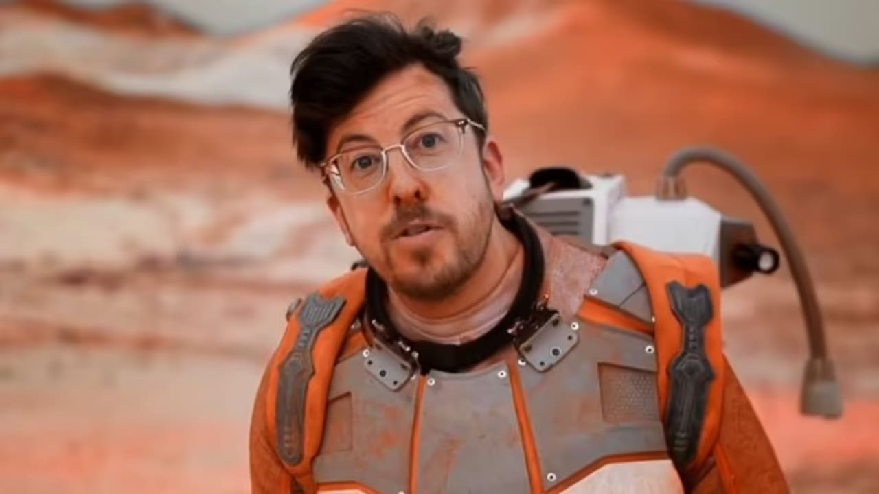 Christopher Mintz-Plasse Net Worth Details Christopher Mintz-Plasse Net Worth Details