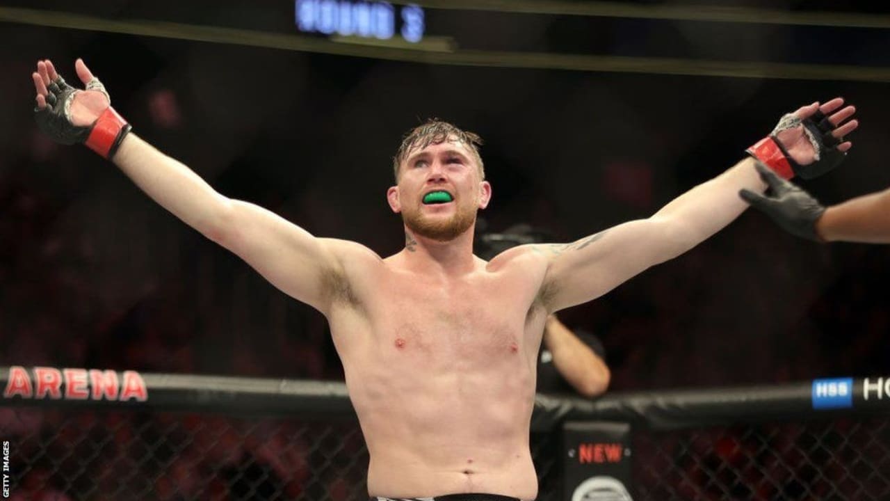 Darren Till Net Worth in 2026: Fight Purses, Girlfriend, Records Darren Till Biography