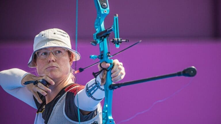 Lisa Unruh Net Worth Details