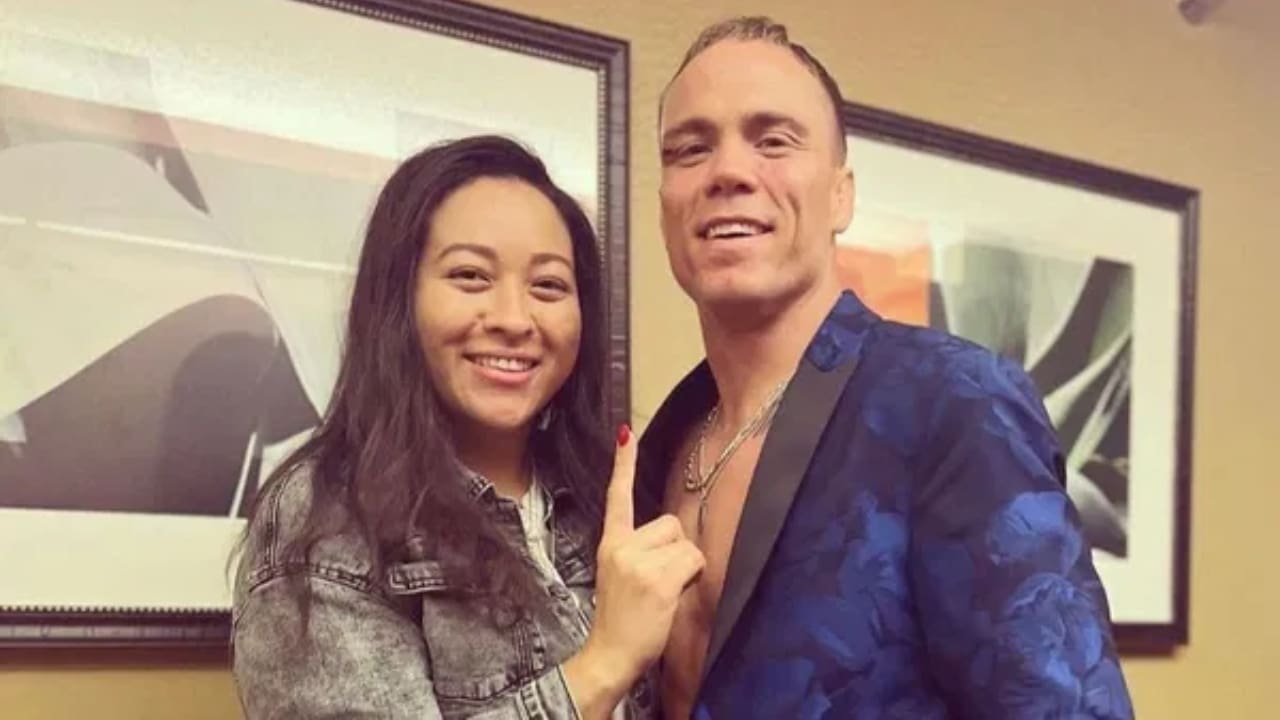 Nate Landwehr is married to Robyn A. Landwehr.