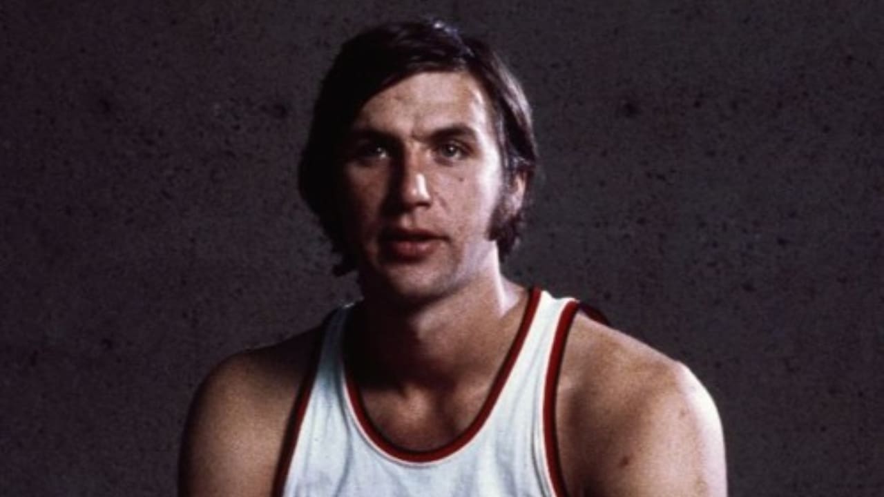 Geoff Petrie Biography