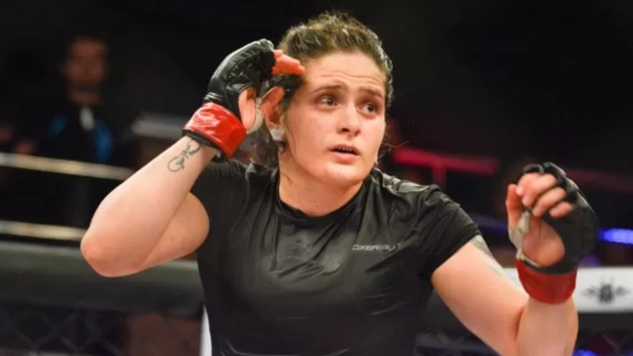 Lara Procopio Biography