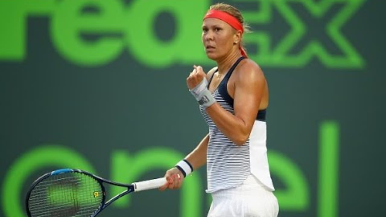 Lucie Hradecká Biography