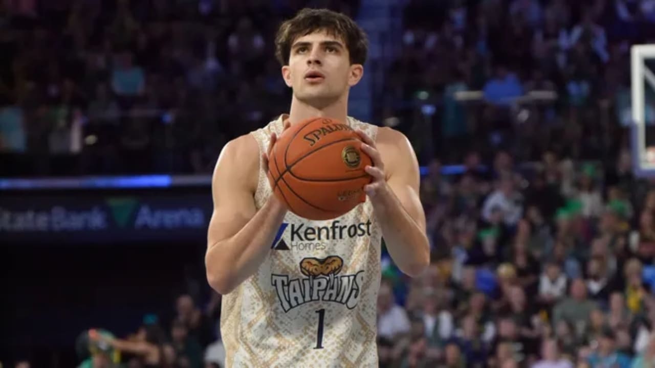 Taran Armstrong's Biography