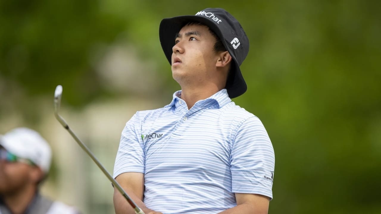 Zecheng Dou’s Biography