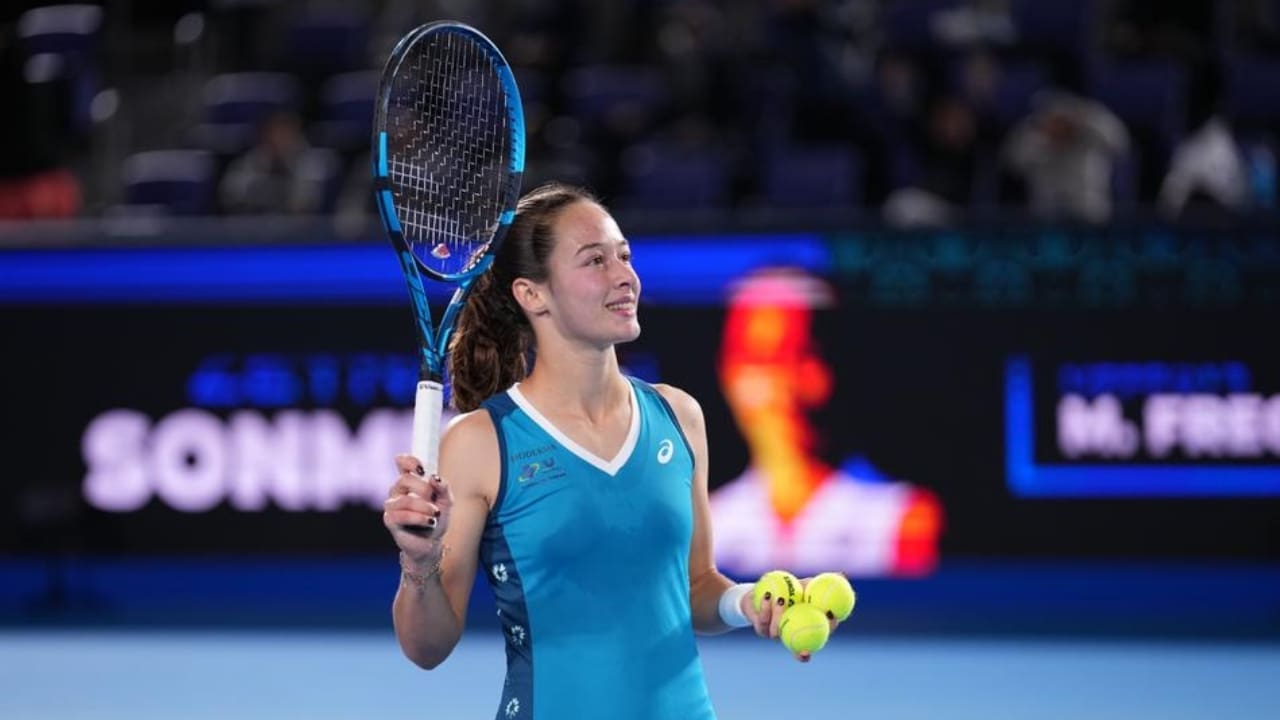 Zeynep Sonmez Net Worth in 2026: Career Earnings, Stats Zeynep Sonmez Biography