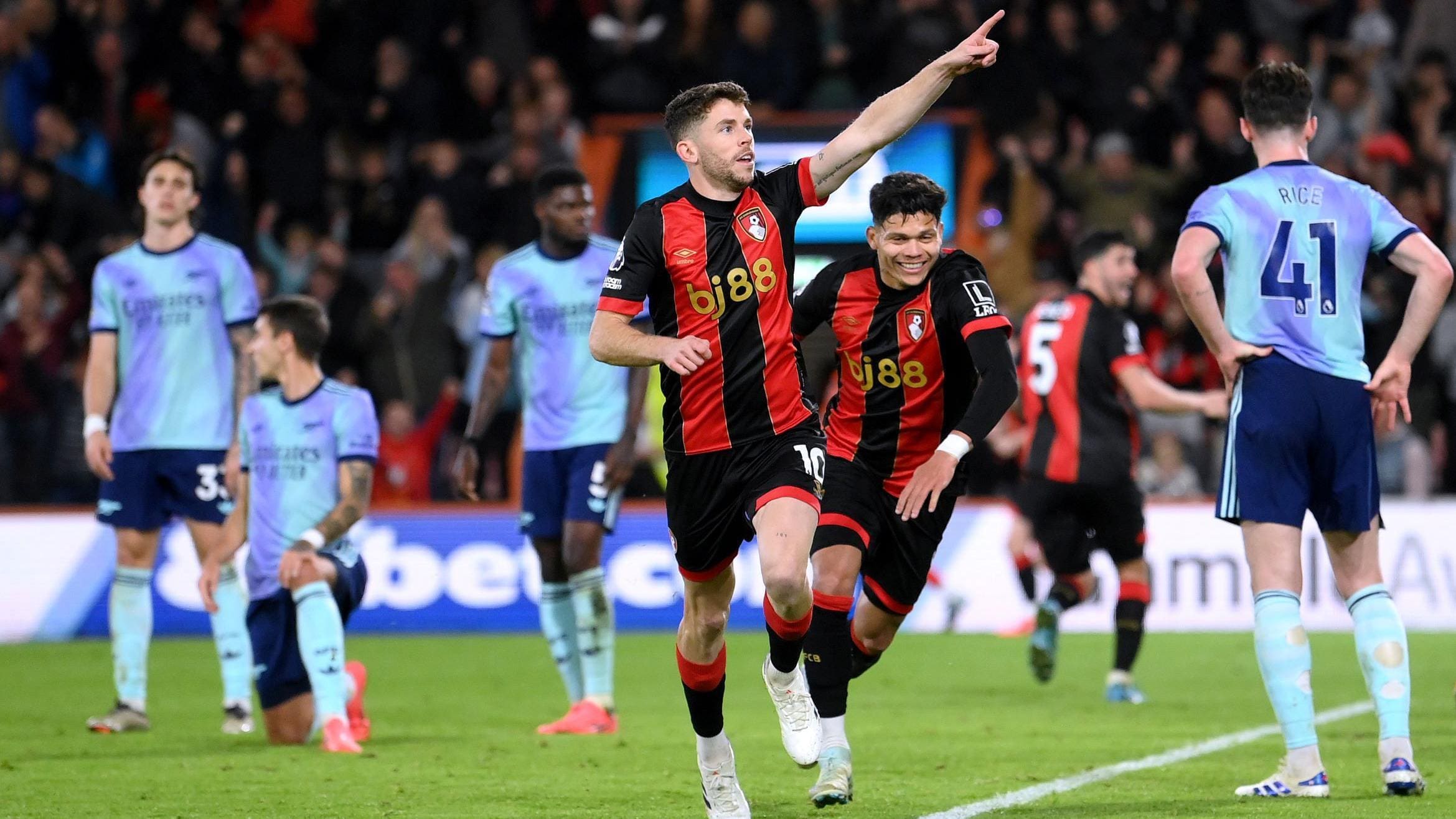 Bournemouth 2–0 Arsenal Bournemouth 2–0 Arsenal