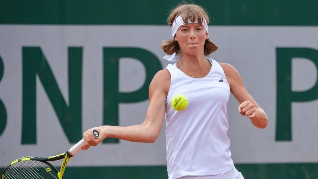 Manon Léonard's Net Worth Details Manon Léonard's Net Worth Details