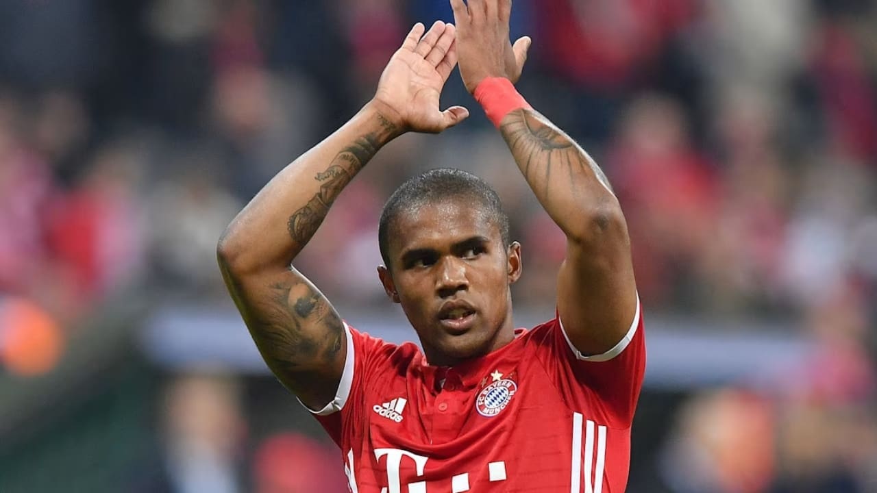 Douglas Costa's Net Worth Details Douglas Costa's Net Worth Details