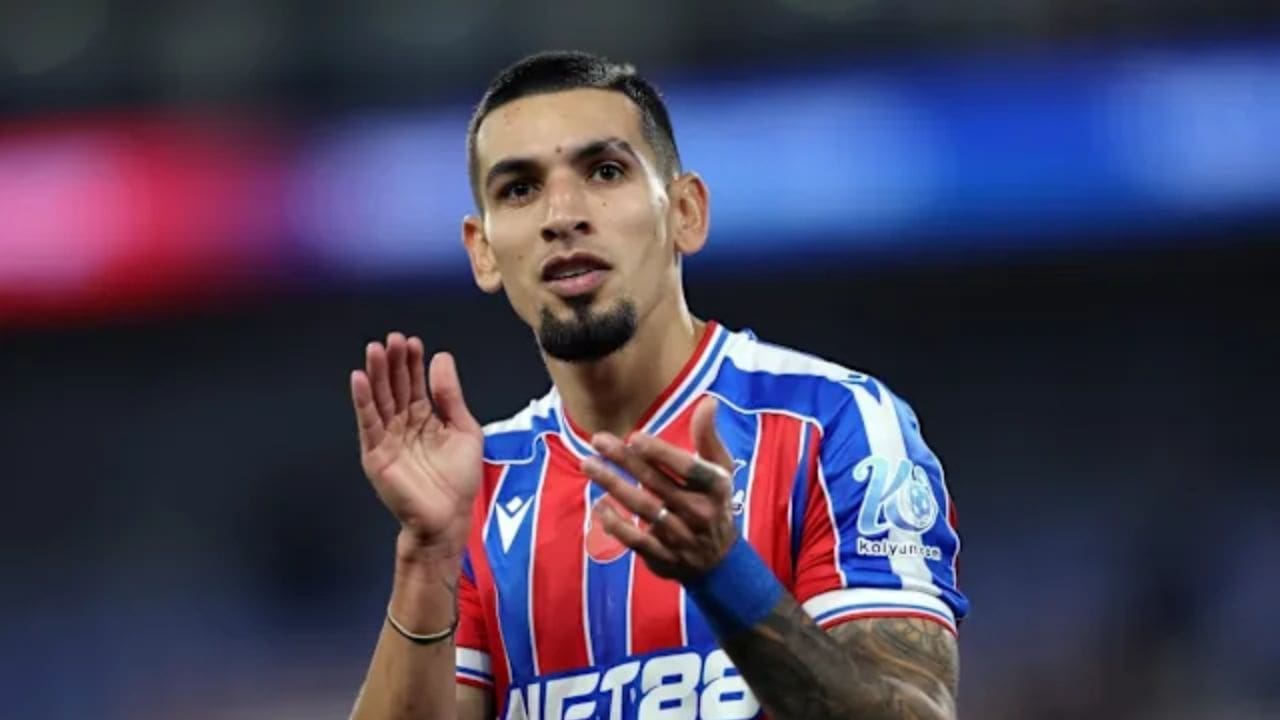 Daniel Muñoz's Net Worth Details Daniel Muñoz's Net Worth Details