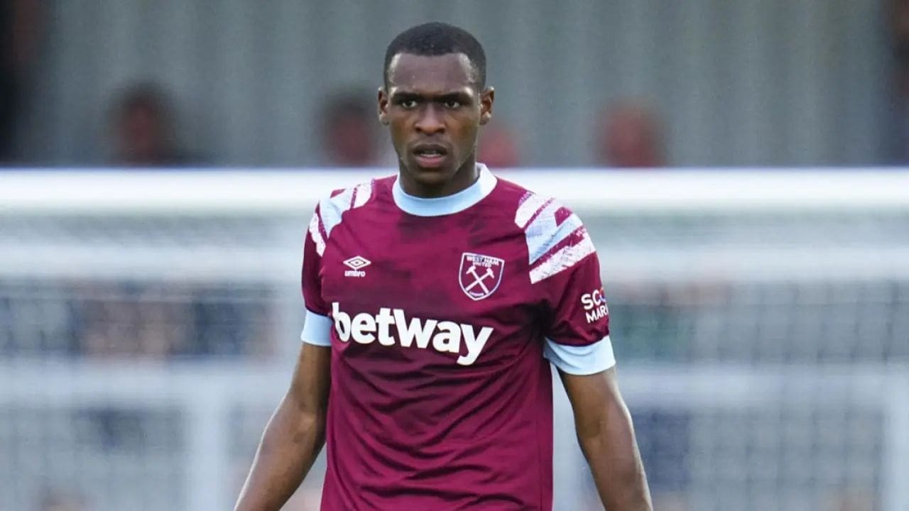 Issa Diop's Net Worth Details Issa Diop's Net Worth Details